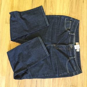 Just my size jeans.  Sz 16w short. Dark wash.